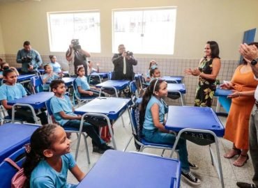 Governo suspende aulas da rede pública no Pará.