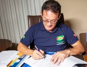 Prefeito Renato Ogawa sanciona o programa de renda emergencial “Cuida Barcarena”.