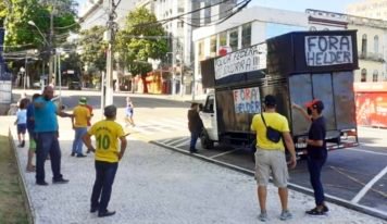 Manifestação organizada por Eder Mauro e David Mafra fracassa e é motivo de piada em Belém.