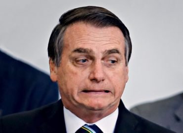 Reprovação de Jair Bolsonaro segue acima de 50%.