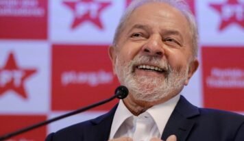 Lula lidera e vence qualquer adversário no 2º turno.