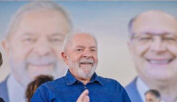 Datafolha: Lula lidera pesquisa presidencial com 48%; Bolsonaro tem 27%.