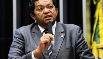 Beto Faro ressalta sua indignação diante da ausência do Governo Federal no Pará.